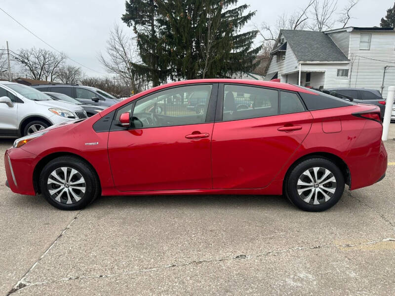 2019 Toyota Prius LE AWD-e