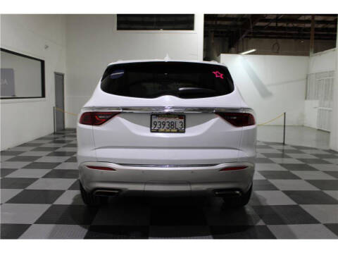 2022 Buick Enclave Essence