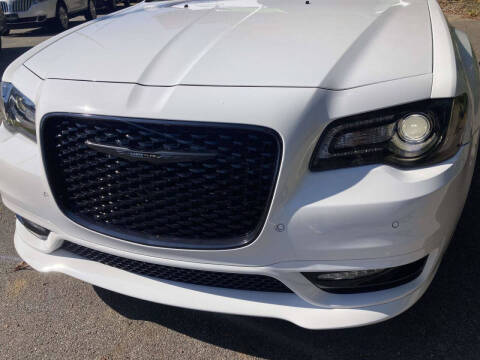 2023 Chrysler 300 Touring L