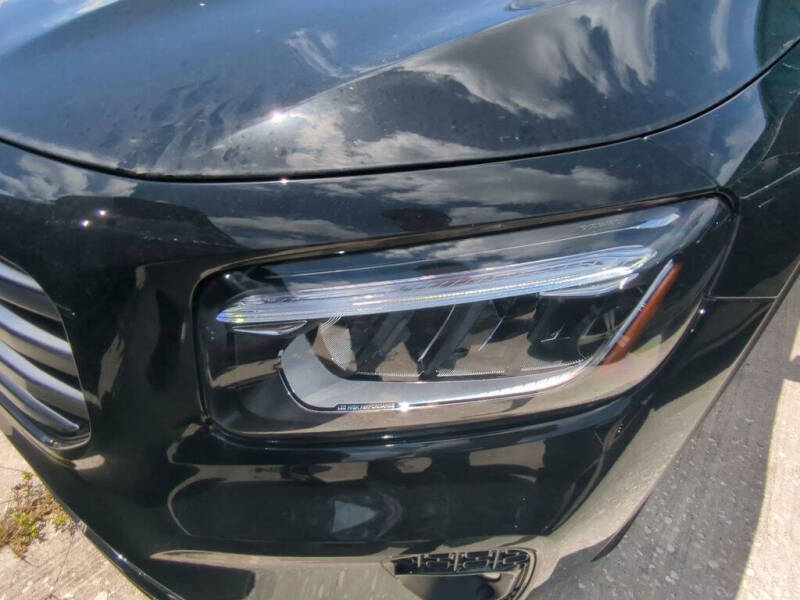 2025 Mercedes-Benz GLB GLB 250