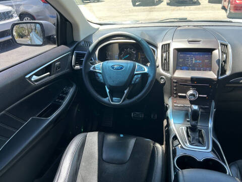 2017 Ford Edge Sport