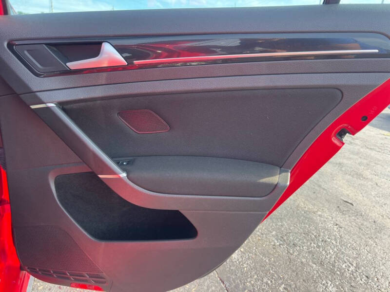 2016 Volkswagen Golf GTI