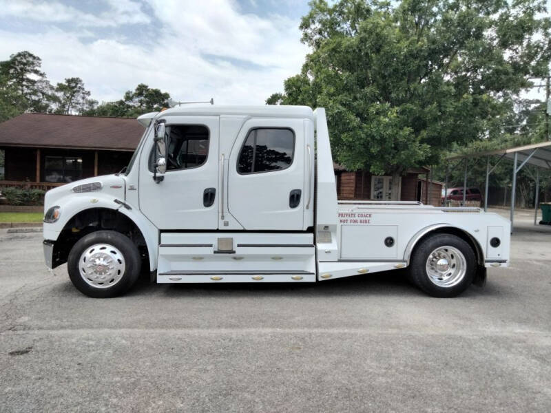 2015 Freightliner M2 106