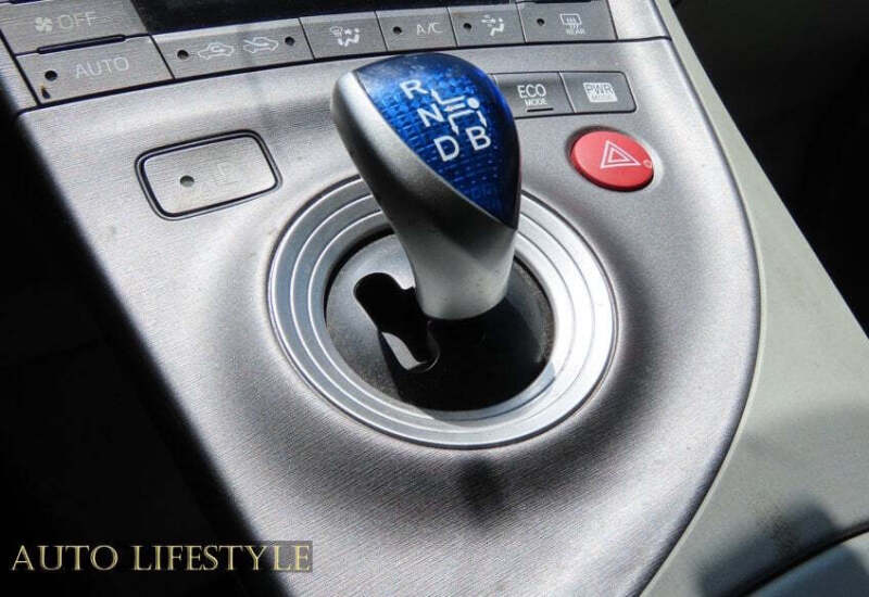 2014 Toyota Prius Two