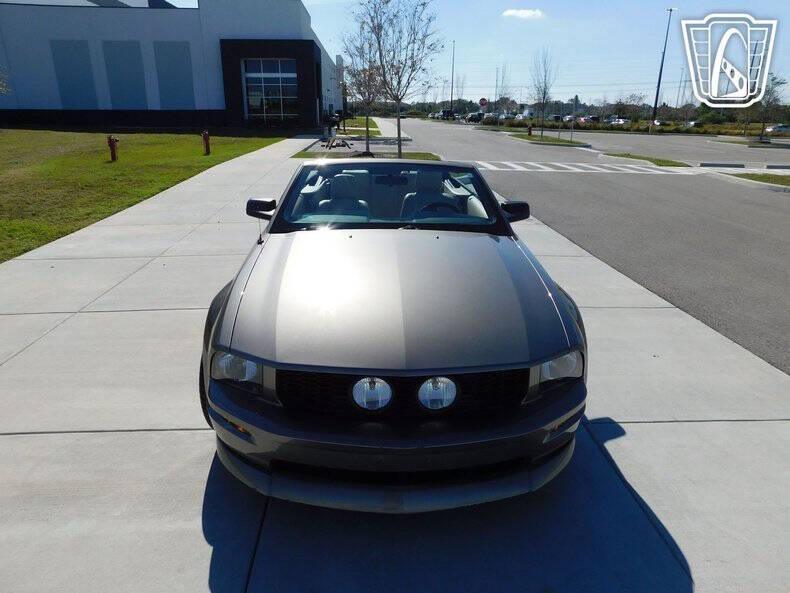 2005 Ford Mustang