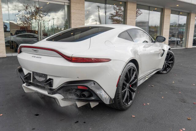 2020 Aston Martin Vantage 42