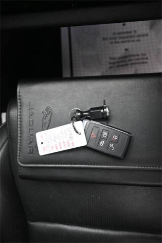 2022 Jaguar XF P300 R-Dynamic SE