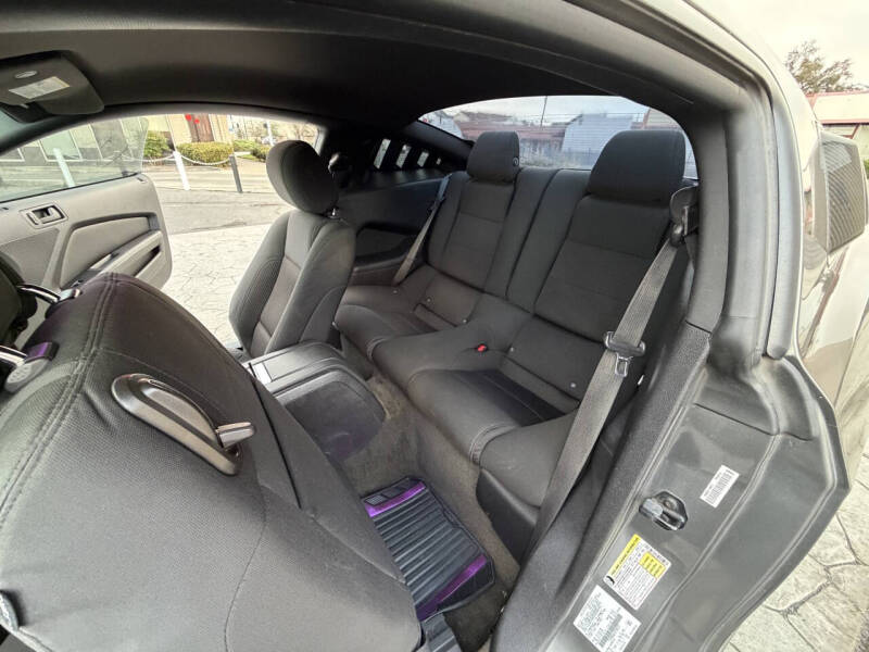 2013 Ford Mustang V6