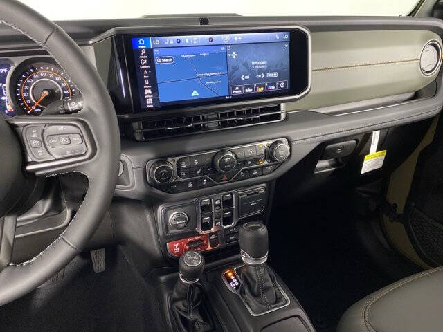 2025 Jeep Gladiator Mojave X