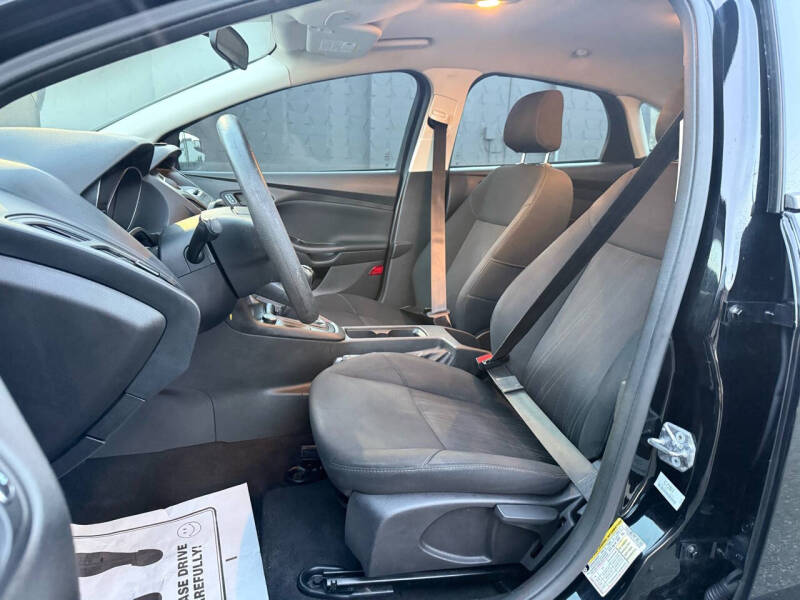2017 Ford Focus S
