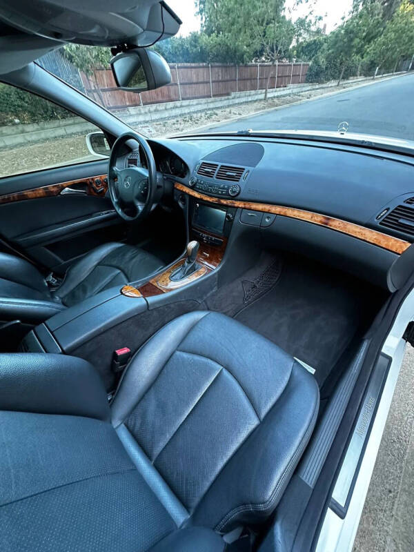 2005 Mercedes-Benz E-Class E 320