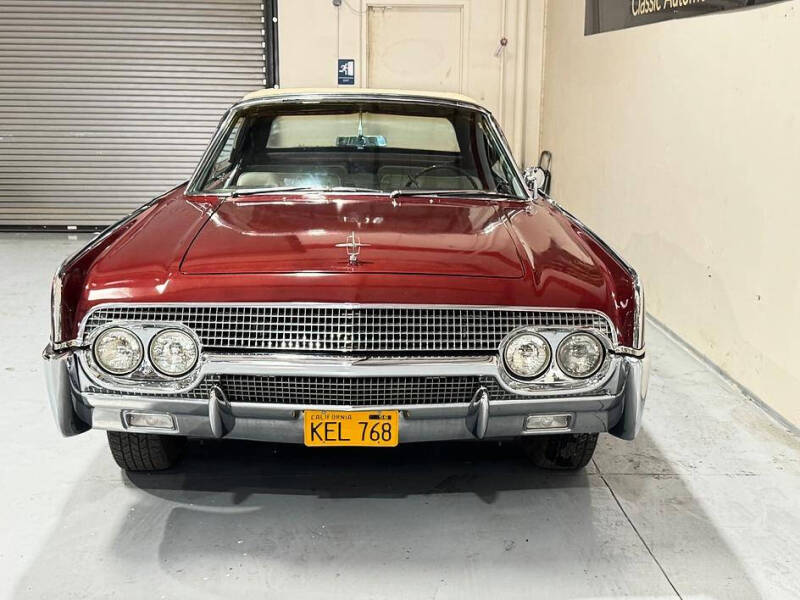1961 Lincoln Continental