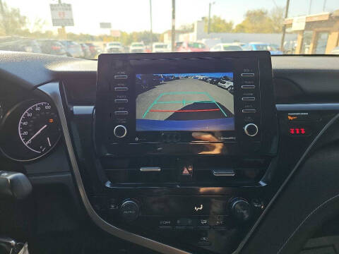 2022 Toyota Camry SE