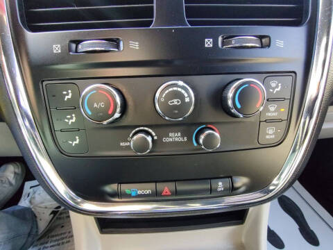 2014 Dodge Grand Caravan SXT 30th Anniversary