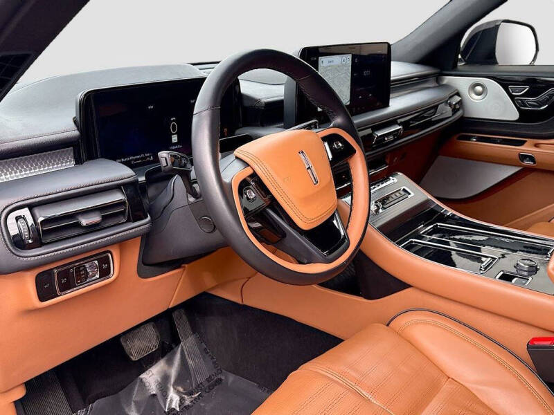 2025 Lincoln Aviator Black Label