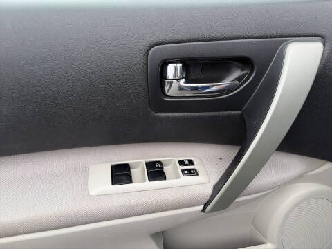 2011 Nissan Rogue S