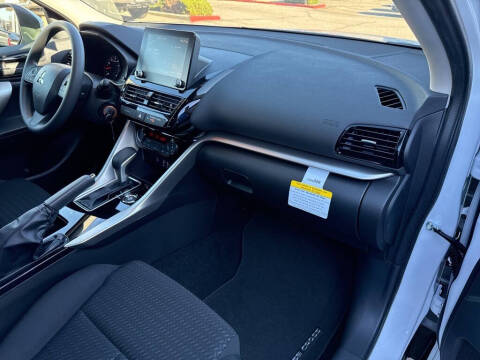 2026 Mitsubishi Eclipse Cross ES