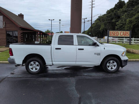 2022 RAM 1500 Classic SLT