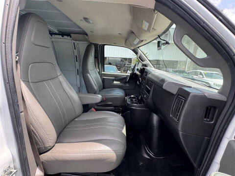 2019 GMC Savana 2500