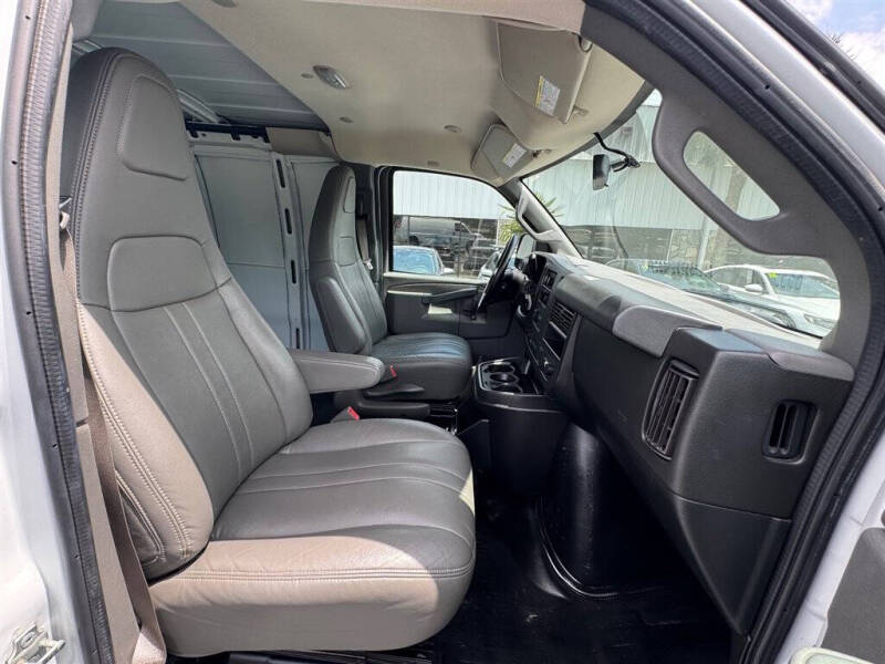 2019 GMC Savana 2500