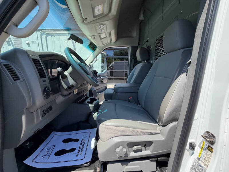 2012 Nissan NV