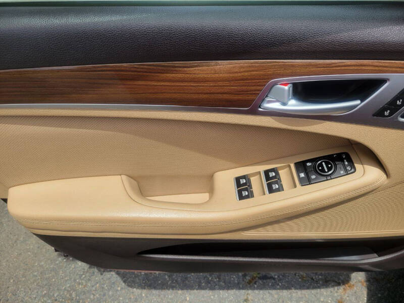 2017 Genesis G80 3.8