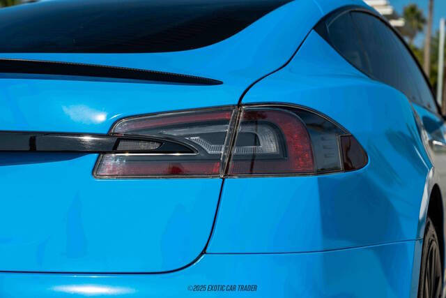 2022 Tesla Model S Plaid