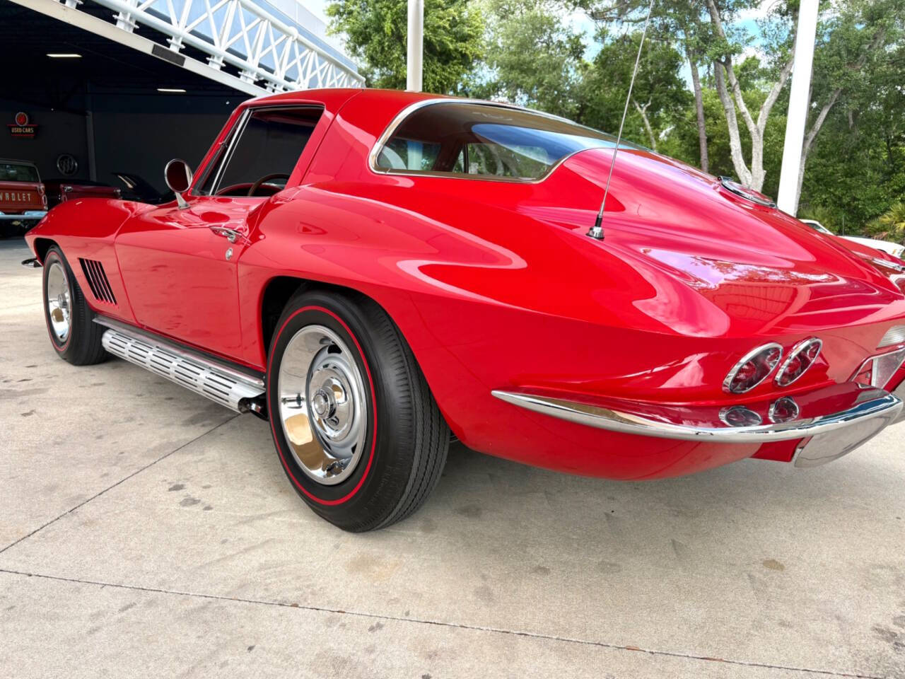 1967 Chevrolet Corvette 16