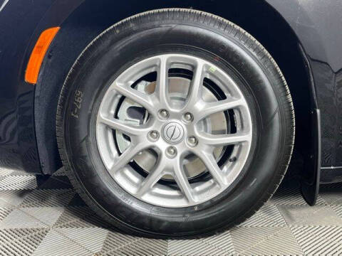 2026 Chrysler Voyager LX