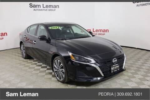 2023 Nissan Altima for sale at Sam Leman Chrysler Jeep Dodge of Peoria in Peoria IL