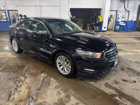 2019 Ford Taurus Limited