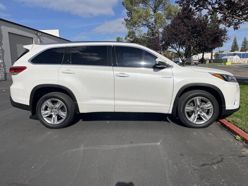 2017 Toyota Highlander Hybrid Limited