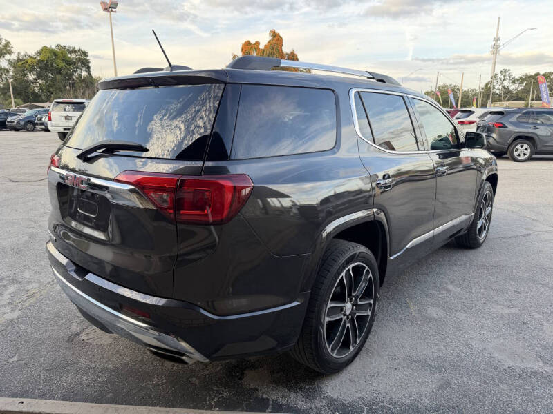 2017 GMC Acadia Denali