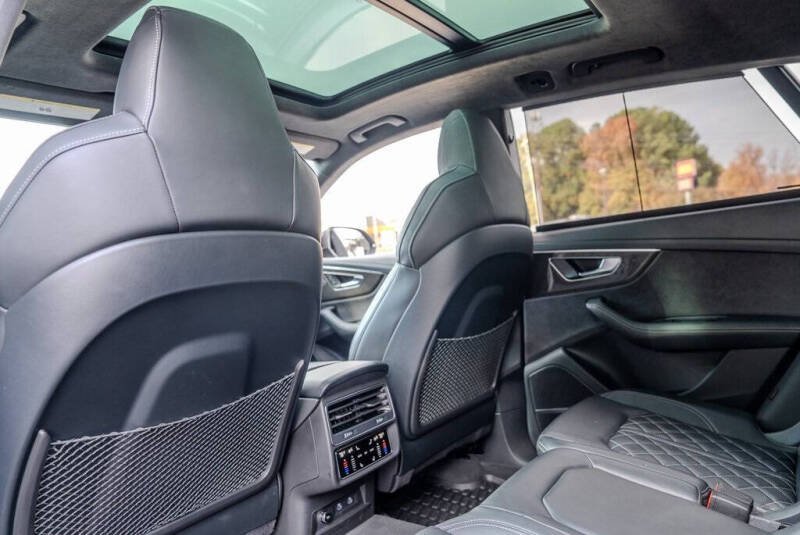 2023 Audi SQ8 4.0T quattro Prestige