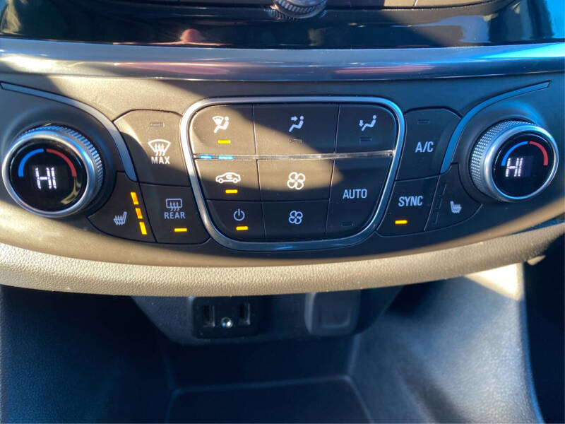 2018 Chevrolet Traverse LT Leather