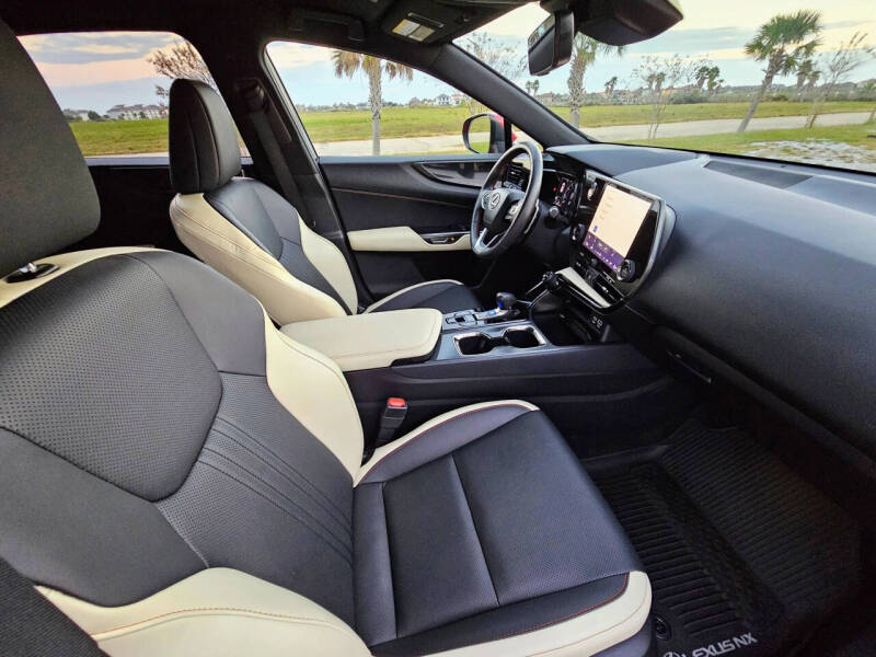 2023 Lexus NX 250