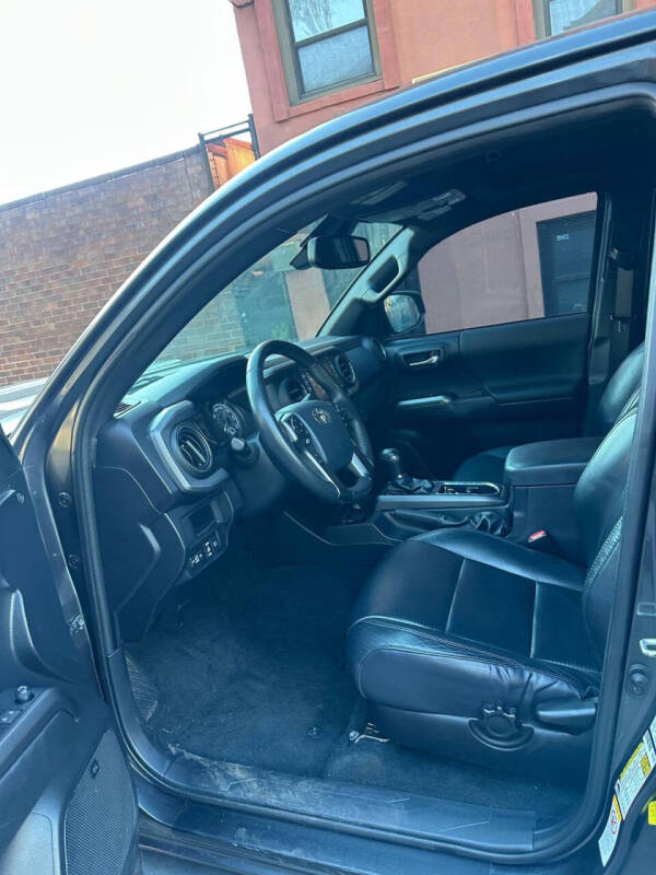 2019 Toyota Tacoma TRD Sport