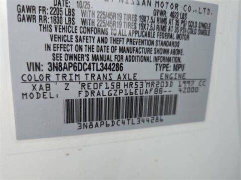 2026 Nissan Kicks SR