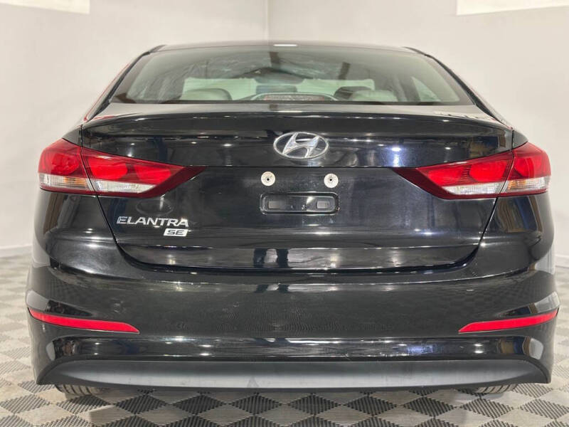 2018 Hyundai Elantra