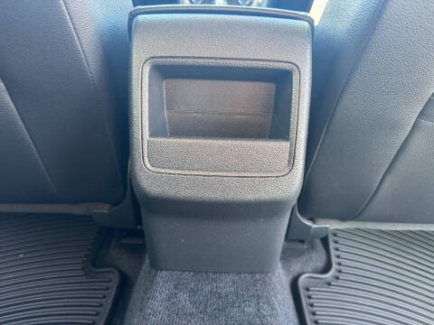 2015 Volkswagen Passat 1.8T Limited Edition