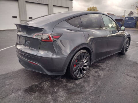 2025 Tesla Model Y Performance