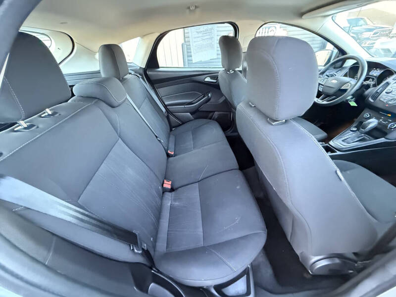 2017 Ford Focus SE