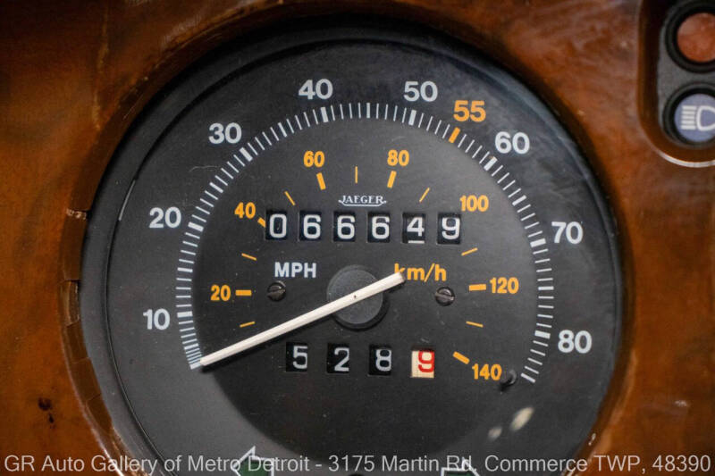 1982 Rolls-Royce Silver Spirit