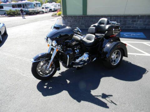 2022 Harley-Davidson Tri Glide Ultra for sale at PREMIER MOTORSPORTS in Vancouver WA