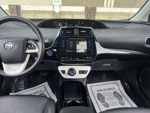 2017 Toyota Prius Four Touring
