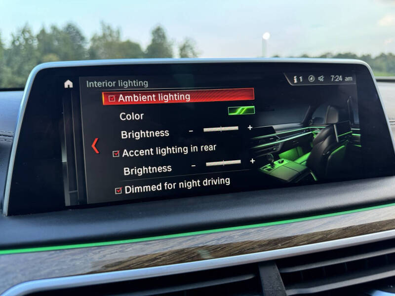 2018 BMW 7 Series 740i