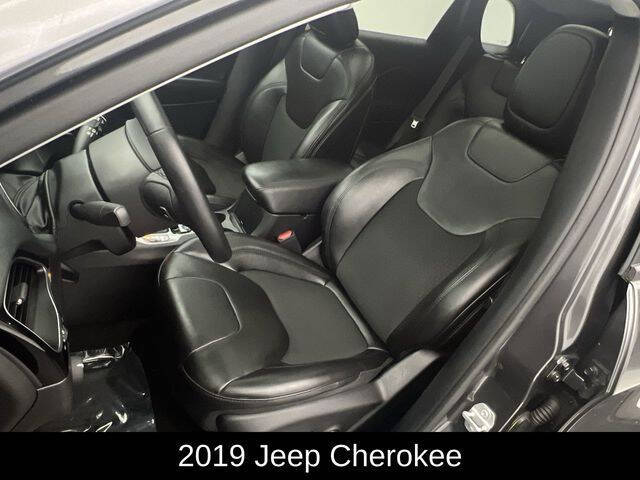 2019 Jeep Cherokee Altitude