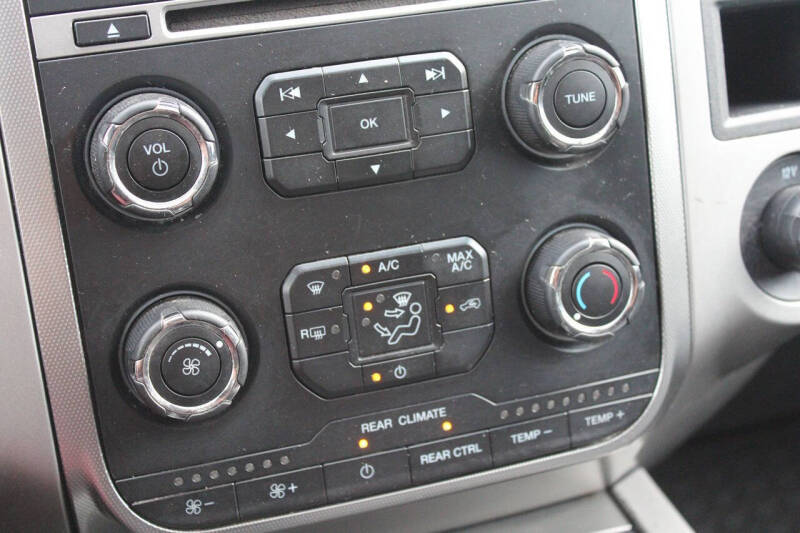 2017 Ford Expedition EL XLT