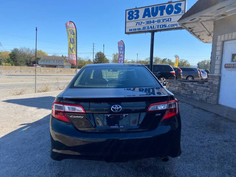 2014 Toyota Camry SE photo 5