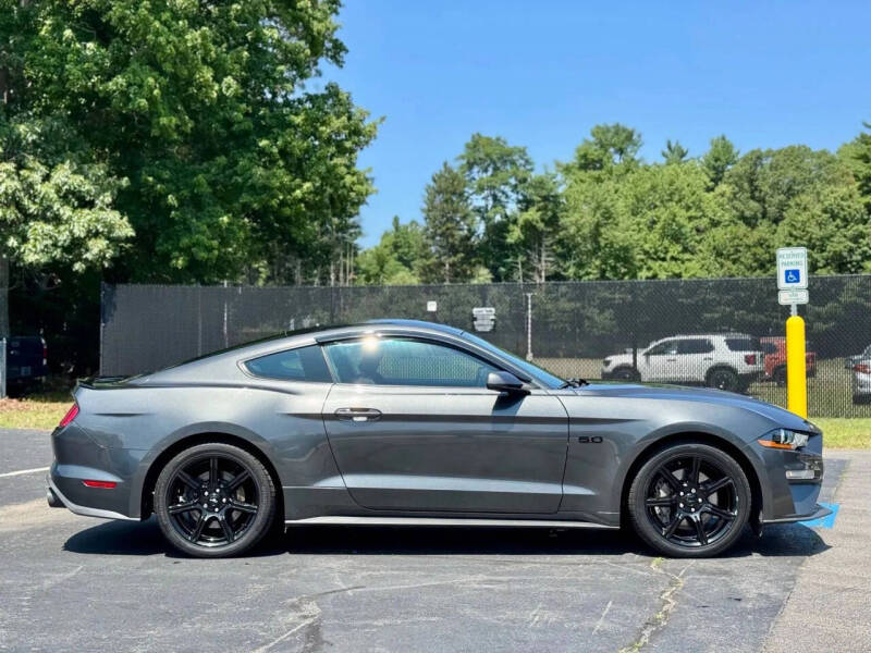 2019 Ford Mustang